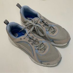 Rya women’s memory foam sneakers size 10